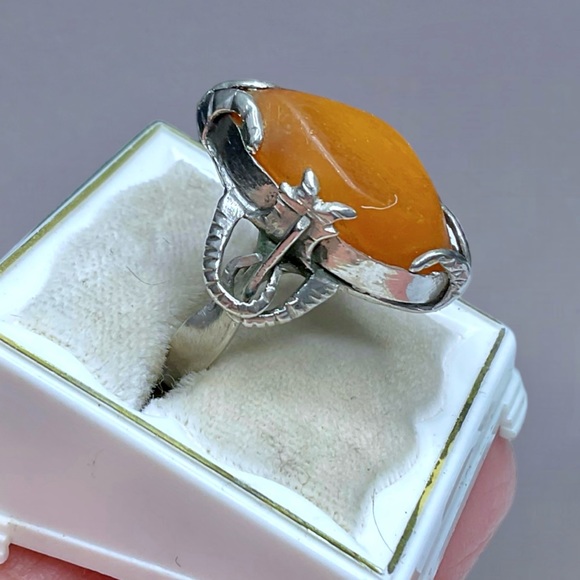🌺Antique Silver &  Amber Ring - Picture 6 of 10